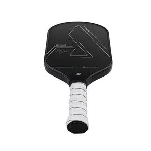 ไม้พายคาร์บอนไฟเบอร์ T700 แบบเต็มโฟมขึ้นรูปด้วยความร้อน พกพาสะดวก น้ำหนักเบา ได้รับการรับรองจาก USAPA พร้อมผิวหยาบสูงสำหรับการหมุน  ขายส่งและปรับแต่งได้ - Product Image 3