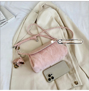 Nouveauté 2025, vente du <span class=keywords><strong>Black</strong></span> <span class=keywords><strong>Friday</strong></span> et <span class=keywords><strong>de</strong></span> Noël, mini <span class=keywords><strong>sac</strong></span> bandoulière, fermeture magnétique, PU, mode féminine, portable, épaule, grand format - Product Image 4