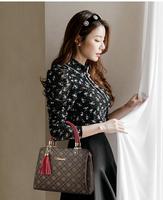 Sacs fourre-tout personnalisés Jialing 2025 de haute qualité, grande capacité, à la mode pour femmes, avec une seule pampille, imperméables, fermeture éclair