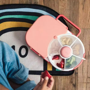 Lonchera de Plástico Estilo Bento con Contenedor Dividido para Refrigerios con 6 Compartimentos, Incluye Bandeja para Sándwiches y Frutas - Product Image 5