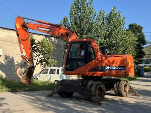 รถขุดมือสองราคาถูก DH150 สภาพดี ใช้งานได้เชื่อถือได้ Doosan DH150 กำลังลดราคา - Product Image 3
