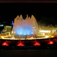 Fuente Musical Comercial de Acero Inoxidable 304 con Luces LED Multicolores, Control PLC/DMX512, Resistente al Agua