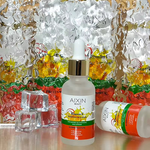 Sérum éclaircissant anti-âge à la vitamine C 30 ml avec cellules souches de citrus et acide hyaluronique pour le visage - Product Image 4