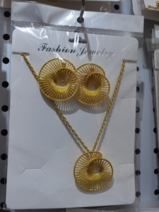 <span class=keywords><strong>Set</strong></span> Perhiasan Arab <span class=keywords><strong>Saudi</strong></span> Chunky, <span class=keywords><strong>Set</strong></span> Kalung dan Anting Emas Dubai, <span class=keywords><strong>Set</strong></span> Perhiasan Emas Afrika Anti-Kusam - Product Image 3