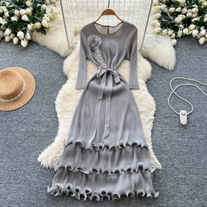 Vestidos de mujer elegantes Diseñador 3D Floral Tie Cintura <span class=keywords><strong>Issey</strong></span> Miyake Vestido plisado Estilo de mujer Vestido largo plisado - Product Image 2
