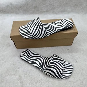 <span class=keywords><strong>Sandalias</strong></span> Planas de Verano Cómodas para <span class=keywords><strong>Mujer</strong></span>, Diseño Abierto en Negro/Blanco para Uso en Exteriores, Sin Mención de Marca - Product Image 4