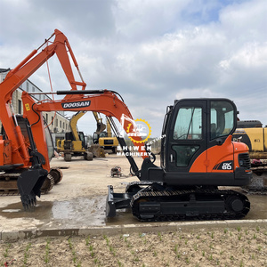 Mini-excavatrice sur chenilles d'occasion coréenne DX60, 6 tonnes, hydraulique, à bas prix, très demandée – Modèles DX60, DX70, DX75, DX80 - Product Image 4