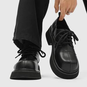 Nouvelle Collection Été 2026 – Chaussures Derby Chunky à Lacets pour Hommes, Semelle Épaisse, Style Hong Kong, Tendance Niche, Décontractées en Cuir avec Motifs Floraux Gravés - Product Image 1