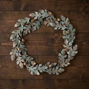 Corona de Hojas de Roble Metálica Rústica con Acornos Dorados, Corona Decorativa Hecha a Mano, Adorno Navideño Redondo Sin Iluminación - Product Image 2