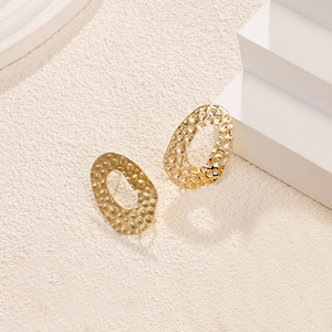 ต่างหูแบบติดหูทรงเรขาคณิต ทำมือจากโรงงาน วัสดุโลหะผสมเงินแท้ 925 เหมาะสำหรับทุกเพศ เป็นของขวัญ - Product Image 2