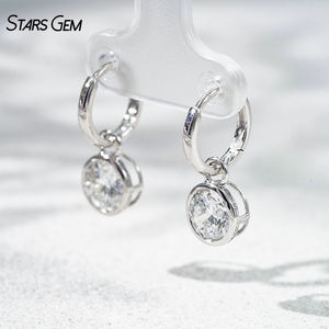 Créoles StarsGem en or massif 18 carats avec diamants de laboratoire 2,19 ct DEF VS taille brillant rond sertis clos, plaqué rhodium, luxe, en stock - Product Image 2