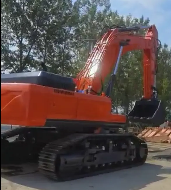 Develon Doosan Large Digger in vendita escavatore cingolato OEM di alta qualità DX520 efficiente da 52 tonnellate