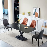 Tables et chaises de cuisine modernes de luxe Ensemble de table à manger en marbre blanc 4 6 8 places Base en métal Dessus en céramique italienne Table à manger