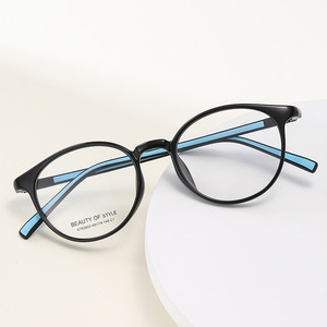 Lunettes optiques rondes Beauty Of Style pour femmes, monture noire, lentille Ac, Uv400, taille moyenne, Gtp At62602 - Product Image 5