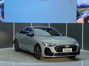 <span class=keywords><strong>Concessionnaire</strong></span> automobile 2024 <span class=keywords><strong>Audi</strong></span> Q7 (importé) Q7 2.0T 45TFSI Quattro S Line Heiwushi Black Knight Modèle Voiture d'<span class=keywords><strong>occasion</strong></span> - Product Image 2