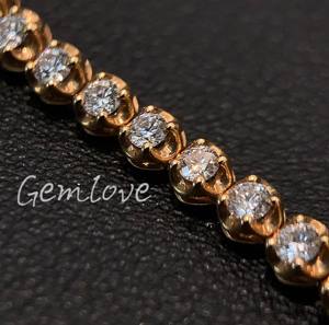 Elegant ladies' diamond bracelet crafted from 18K gold and set with <b>lab</b> grown round diamonds certified by <b>the</b> IGI laboratory - Product Image 4