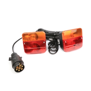 <span class=keywords><strong>Feu</strong></span> arrière <span class=keywords><strong>de</strong></span> <span class=keywords><strong>remorque</strong></span> 12v 24v, ensemble européen, phare <span class=keywords><strong>de</strong></span> <span class=keywords><strong>remorque</strong></span> pour camion, bon marché, 2 pièces - Product Image 1