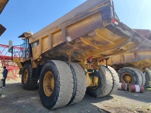 Camión Volquete Articulado 773F, Equipo de Construcción y Minería de Uso Pesado, Color Naranja, Gran Capacidad, 7000 kg, Motor y Caja de Cambios - Product Image 3