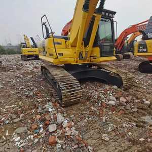 Excavadora Komatsu PC 220 Usada, Probada en Japón, de Segunda Mano en Venta en Excelentes Condiciones, 22 Toneladas, Pocas Horas de Uso, Certificados CE - Product Image 4