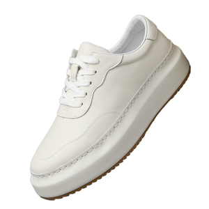 Giày Sneaker Nam Phong Cách Anh Quốc 2025 Cao Cấp Da Thật Thoáng Khí Giày Chạy Tăng Chiều Cao Dây Thun Đơn Giản Mùa Xuân - Product Image 1