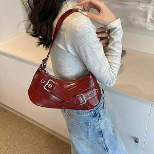 Bolso de mano de piel sintética suave de alta calidad para mujer, bolso de hombro moderno y elegante, bolso tote. - Product Image 1