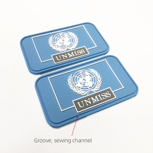 Parches de Goma de PVC Suave 3D con Nombre de Marca en Relieve Personalizado, Ecológicos, de Nuevo Diseño, Etiquetas Decorativas Termoadhesivas para Gorras - Product Image 5
