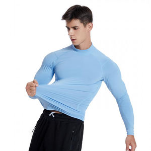 Camisa de manga larga para hombre con protección UV de rendimiento para entrenamientos de gimnasio con construido para resistencia - Product Image 4