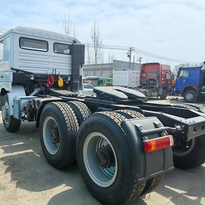 SHACMAN Delong Truck Tractor Blanco 2x8 Camión medio pesado Sistema hidráulico avanzado y dispositivo de descarga - Product Image 3