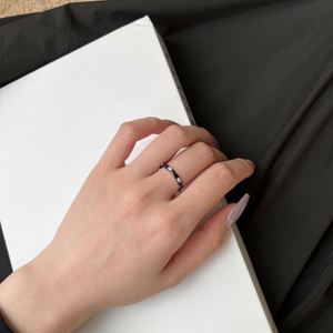 Bague élégante Dylam en argent sterling 925 plaqué rhodium, zircone 5A, émail noir, bijoux en diamant pour femmes - Product Image 2