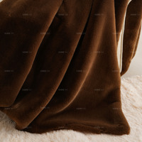 Couverture en fausse fourrure de lapin lisse marron chocolat, taille personnalisée, avec revers en flanelle, pour la décoration de la maison, cadeaux pour femmes