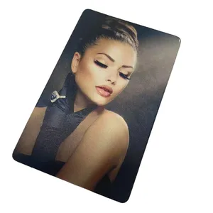 Custom Hologram Cmyk CR80 Pvc/Papier Lidkaart Gift Card Vip Klantenkaart Met Reliëf Patroon