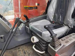 Excavadora DOOSAN DX300LC Usada Original de 30 Toneladas, Maquinaria Pesada Importada Rentable con Componentes de Motor, Bomba y Núcleo - Product Image 4