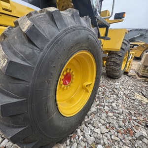 รถตักล้อยางดีเซล Komatsu WA100 มือสองแท้ ราคาโรงงาน คุณภาพดี สมรรถนะเยี่ยม พร้อมขาย - Product Image 4