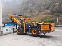 Foreuse souterraine Kaishan KJ211 pour trous de dynamitage, sur chenilles HC50, rotation de 360° du faisceau, moteur diesel