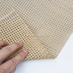 Rouleau de sangle en rotin naturel fabriqué à la main idéal pour les intérieurs écologiques, les meubles rétro et l'art mural bricolage - Product Image 1