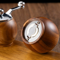 Ensemble de moulins à poivre en bois à manivelle, moulin à sel et épices multifonctionnel avec noyau en céramique, mini outil de cuisine