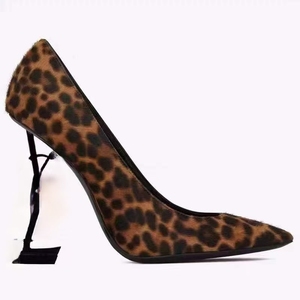 <span class=keywords><strong>Scarpe</strong></span> da <span class=keywords><strong>Donna</strong></span> con Tacco a Spillo di Design Personalizzato in PU, Misura USA 4.5-13.5, Modello Slip-On a Punta con Design Creativo per Ballo di Fine Anno ed Estate ODM OEM - Product Image 3