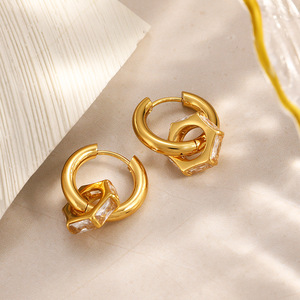 Pendientes de Aro Geométricos Chapados en Oro de Acero Inoxidable con Zirconia Engastada para Uso Diario - Product Image 3