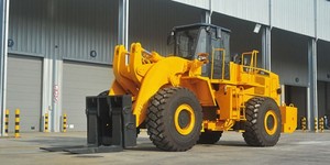 La Nueva Cargadora Frontal de Alta Calidad de 35 Toneladas F330N Tiene una Fuerza de Frenado Máxima de 385 KN y una Potencia de 180 KW. - Product Image 6