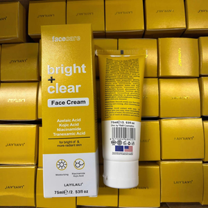 ครีมบำรุงผิวหน้าปรับสีผิวกระจ่างใสให้ความชุ่มชื่น - Product Image 3