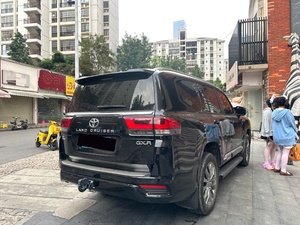 Auto Usado <span class=keywords><strong>Toyota</strong></span> <span class=keywords><strong>LC300</strong></span> 2021, 3.5T, 4x4, SUV, 15000 km, Pintura Original, Volante a la Izquierda, <span class=keywords><strong>Precio</strong></span> de Mayoreo, Listo para Enviar - Product Image 5