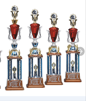 2024 élégant trophée à quatre colonnes en cristal peut personnaliser les cartes de fleurs de trophée au bas du trophée, impression de feuille d'or