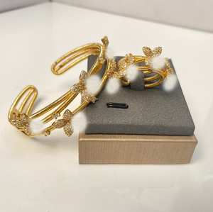 مجوهرات مصمم مورِّد علامات تجارية شهيرة فاخرة مطلية بالذهب الحقيقي مقاومة للماء راقية رائجة أزياء مكتنزة وخاتم - Product Image 5