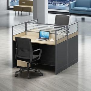 <span class=keywords><strong>Bureau</strong></span> de travail moderne et élégant convertible pour le personnel, poste de travail en open space, <span class=keywords><strong>bureau</strong></span> dans un immeuble de bureaux moderne, table de travail pour le personnel - Product Image 3