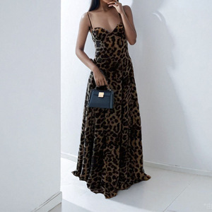 Abbigliamento Femminile, Nuova Collezione Primaverile, Elegante e Sexy Abito a Bretelle con Stampa Leopardata, Gonna Lunga per Donne - Product Image 1