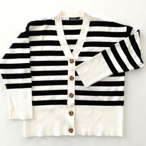 <span class=keywords><strong>Cardigan</strong></span> Invernale Personalizzato con Design a Righe Nere, Manica Lunga, Chiusura con Singolo Bottone, 100% <span class=keywords><strong>Cotone</strong></span> per Donna - Product Image 3