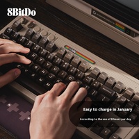 8Bitdo Retro87 C64 Clavier de jeu mécanique RGB sans fil pour connexion BT Trois modes 87 touches à bascule pour ordinateur portable