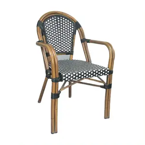法国小酒馆竹藤椅子全天候户外餐厅用餐套装，采用铝框架金属材料
