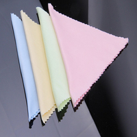 Chiffon de nettoyage pour lunettes en gros d'usine 13*13 Chiffon de nettoyage en microfibre pour lunettes pour écran et lentilles
