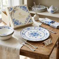 Service de vaisselle en céramique bleu et blanc à fleurs, style campagne française, avec décor vintage, assiettes en porcelaine pour mariages, banquets, hôtels et vente au détail